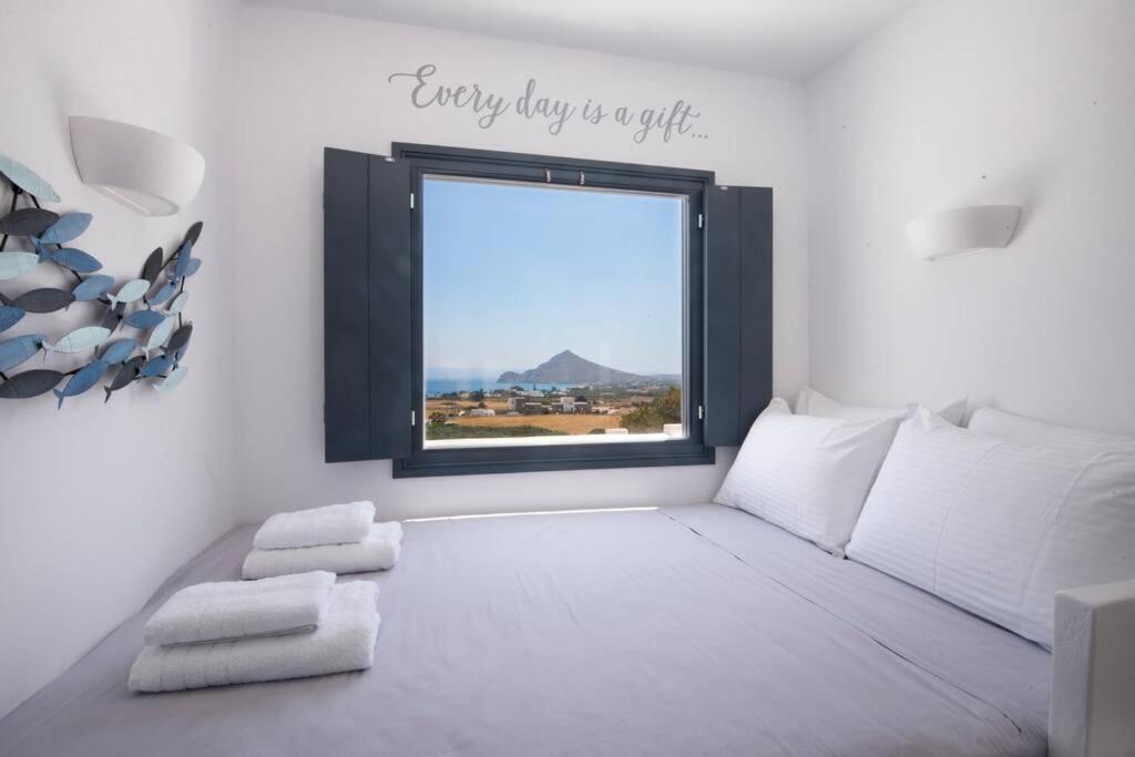 Sunny Studio W.Breathtaking Naxos Views In Isterni Apartment Isterni  Exterior photo